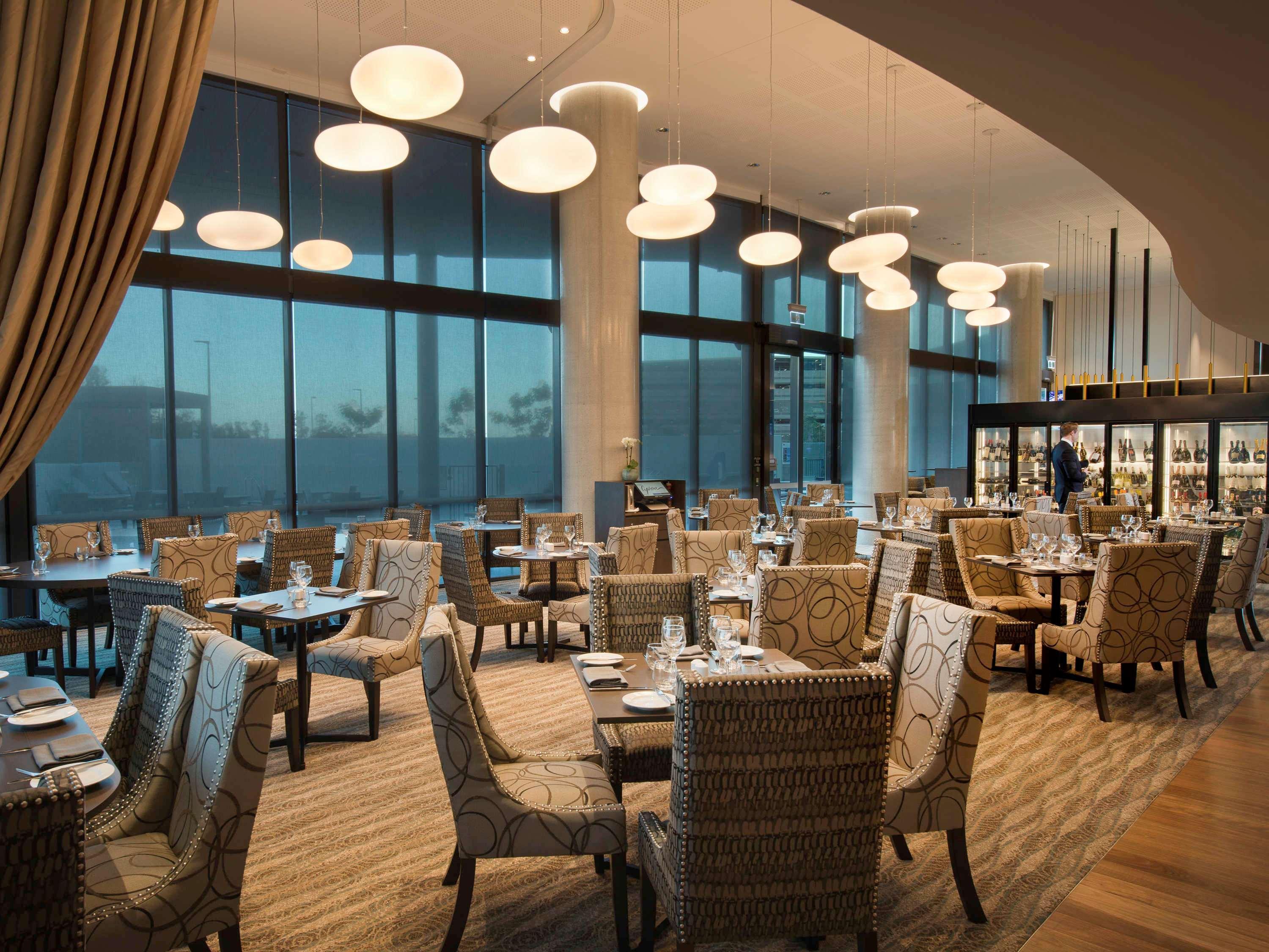 Hotel Pullman Brisbane Airport Exterior foto The restaurant